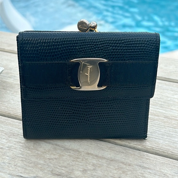 Salvatore Ferragamo Handbags - Salvatore Ferragamo Vintage With KISS LOCK